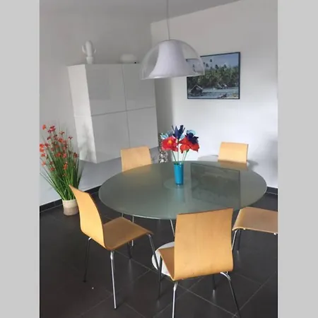 Apartment No Book *